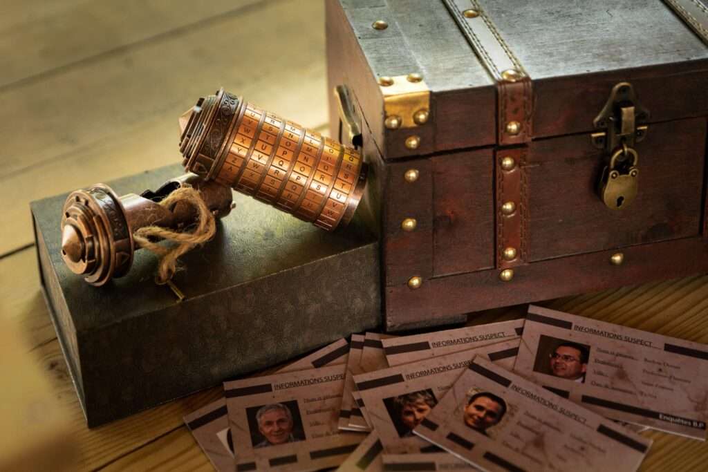 vivez une aventure immersive en 2025 avec l'escape game de mimizan ! partez à la recherche d’indices, résolvez des énigmes et profitez d’une expérience inédite entre amis ou en famille près de l’océan.