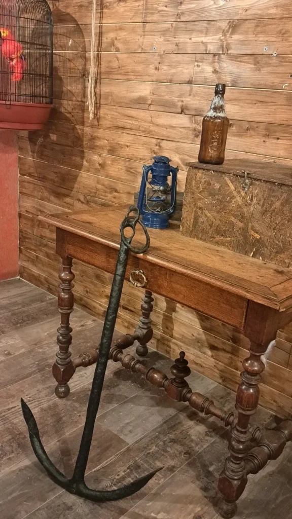 vivez une aventure palpitante avec notre escape game à bergerac ! amusez-vous entre amis ou en famille, résolvez des énigmes et relevez le défi dans un cadre original et immersif. réservez dès maintenant votre expérience de jeu !