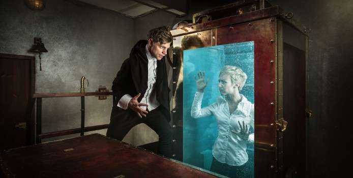 vivez une aventure immersive avec notre escape game à bussy ! résolvez des énigmes captivantes entre amis, en famille ou en équipe et relevez le défi pour sortir à temps. réservez dès maintenant !