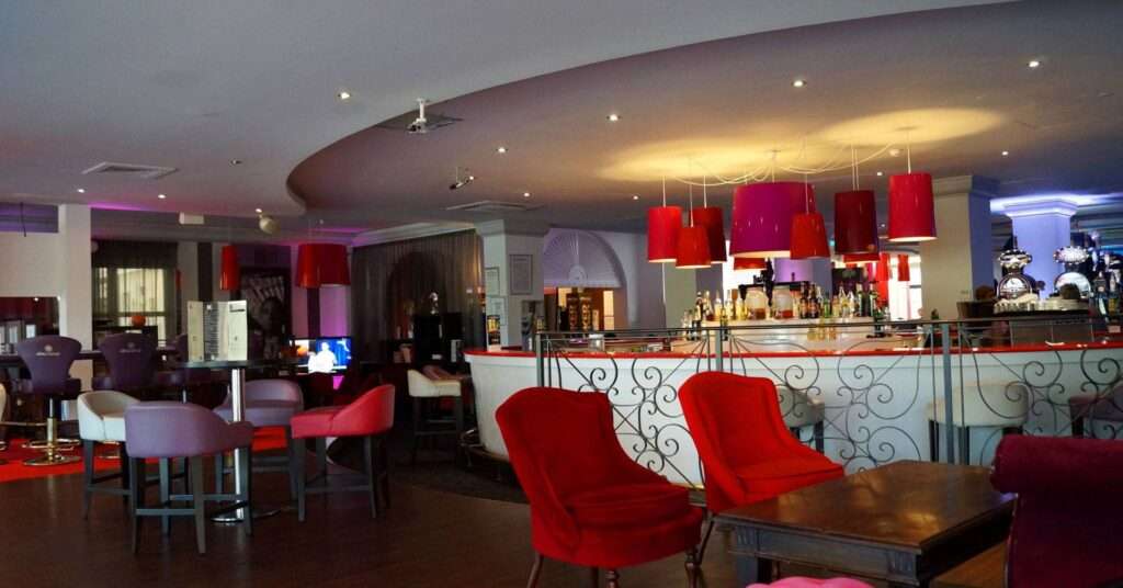 découvrez l'escape game à dax en 2025 ! vivez une aventure immersive, résolvez des énigmes en équipe et relevez le défi. réservation facile et expérience inoubliable au cœur de dax.