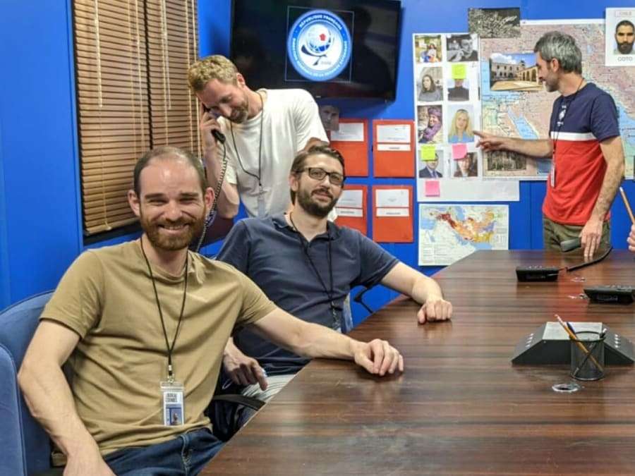 organisez un evjf inoubliable à paris avec un escape game original ! vivez une aventure pleine de défis, de rires et de complicité entre amies, pour des souvenirs mémorables avant le grand jour.