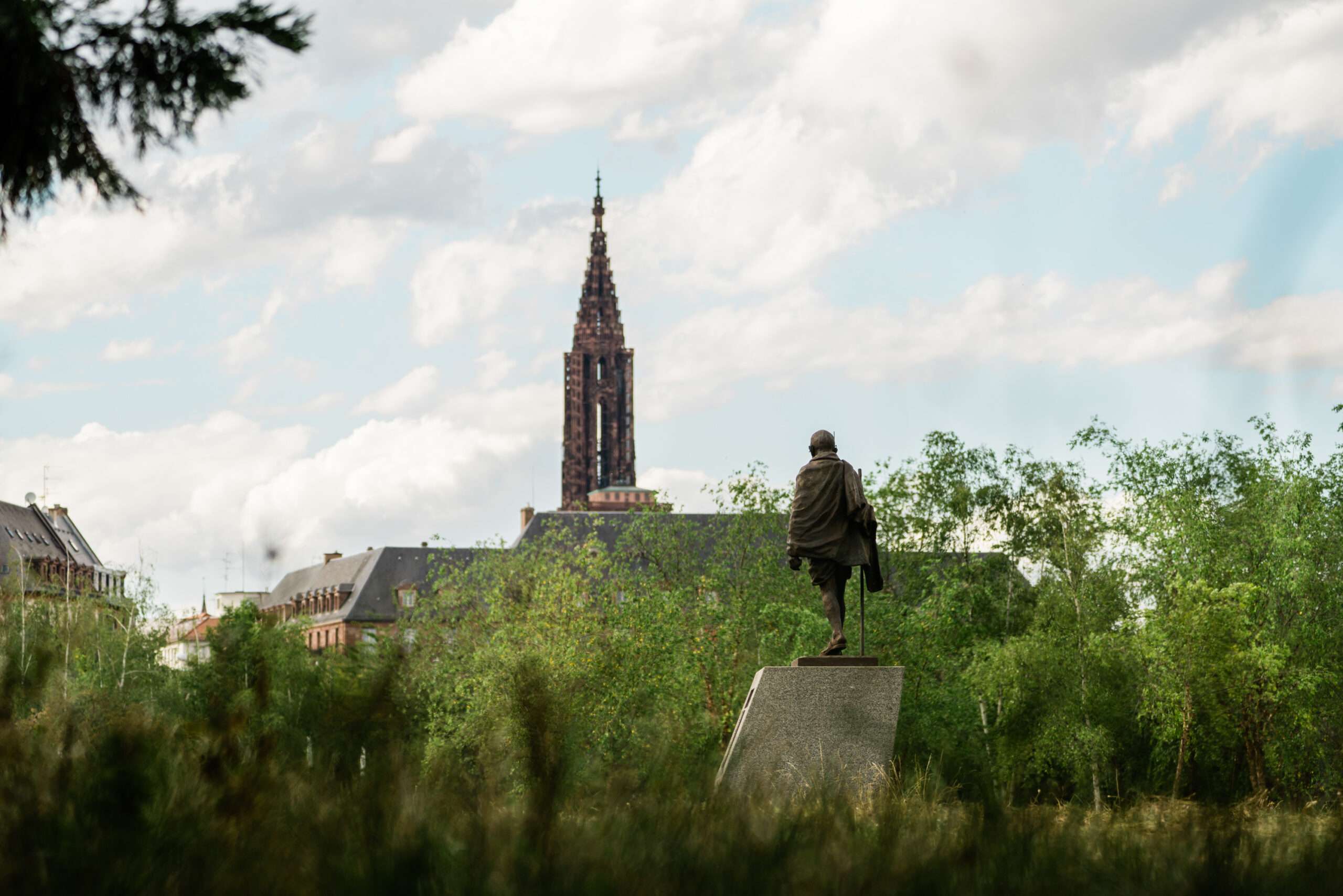 vivez une aventure unique à golbey en 2025 avec notre escape game : énigmes captivantes, décors immersifs et défis pour tous les âges. réservez votre session dès maintenant !