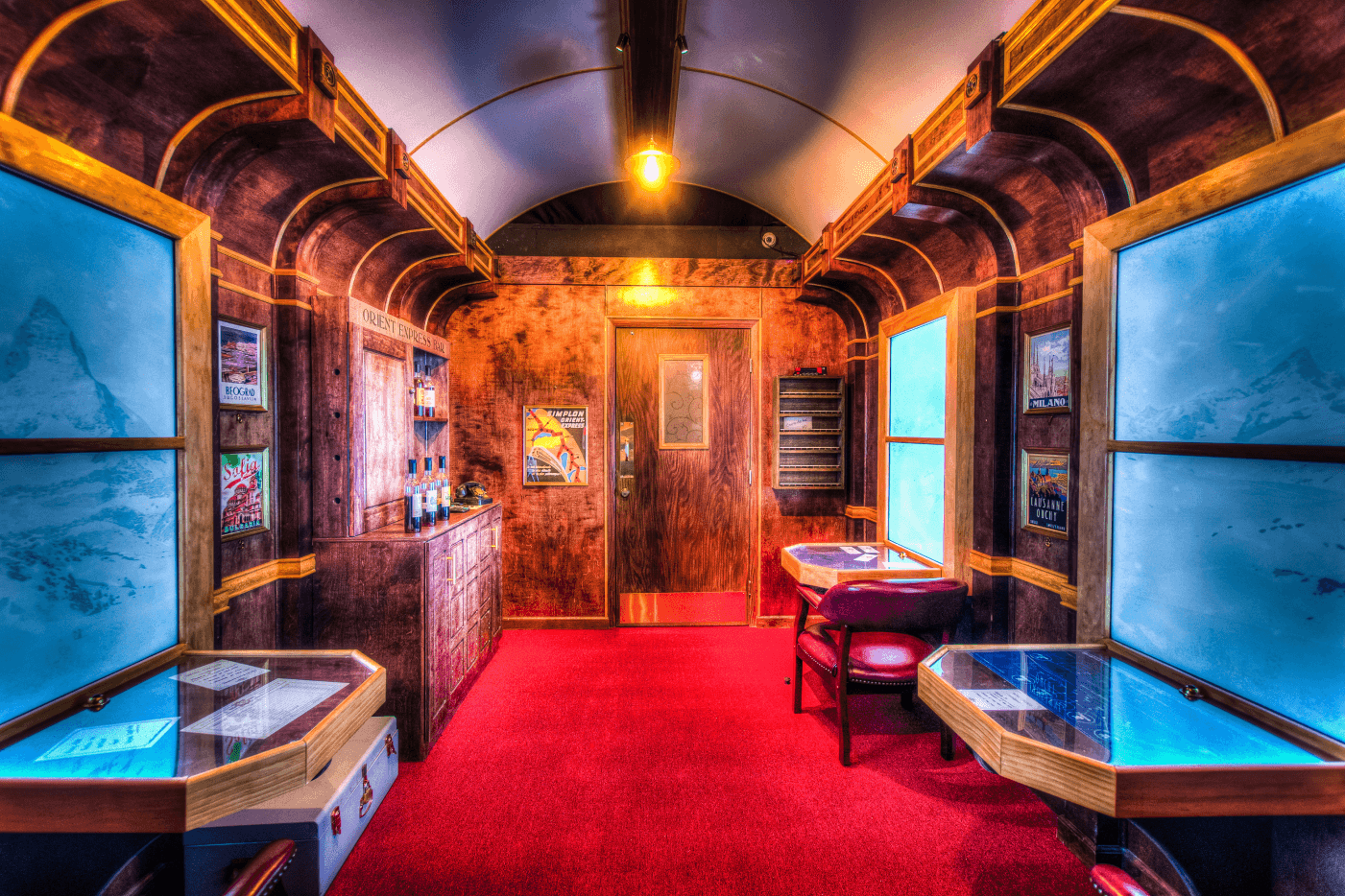 vivez une aventure unique avec notre escape game orient express à paris ! résolvez des énigmes palpitantes à bord d’un train mythique et plongez dans une ambiance immersive exceptionnelle. idéal pour team building, sorties entre amis ou événements spéciaux.