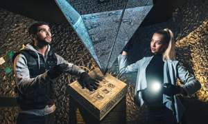 découvrez l'escape game incontournable à paris 13 ! plongez dans des énigmes captivantes et vivez une aventure immersive en équipe, idéale pour un moment inoubliable entre amis, collègues ou en famille.