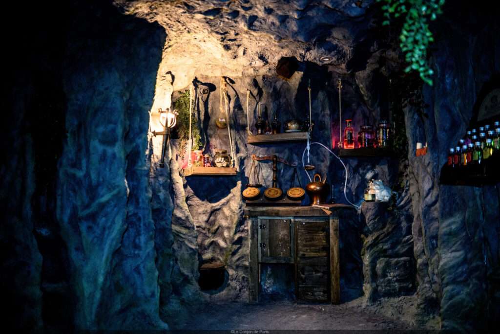 découvrez les meilleurs escape games à paris en 2025 : expériences immersives, intrigues captivantes et défis uniques vous attendent pour des aventures inoubliables en famille ou entre amis !