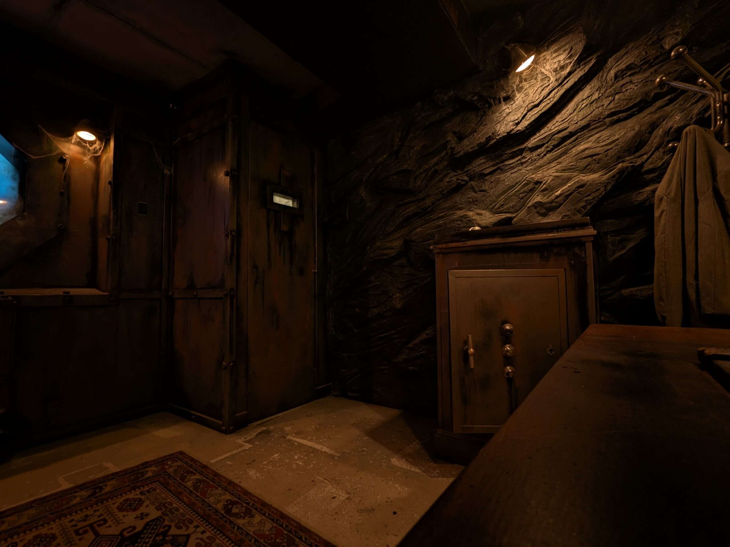 découvrez les meilleurs escape games à paris en 2025 : énigmes inédites, décors immersifs et aventures palpitantes à partager entre amis, famille ou collègues. réservez votre expérience unique dès maintenant !