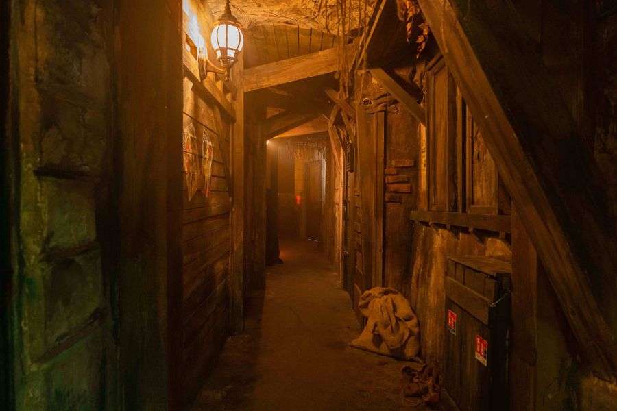 plongez dans l'aventure avec les meilleurs escape games à paris en 2025 : énigmes captivantes, décors immersifs et expériences inédites pour tous les niveaux. réservez dès maintenant votre session d'évasion !