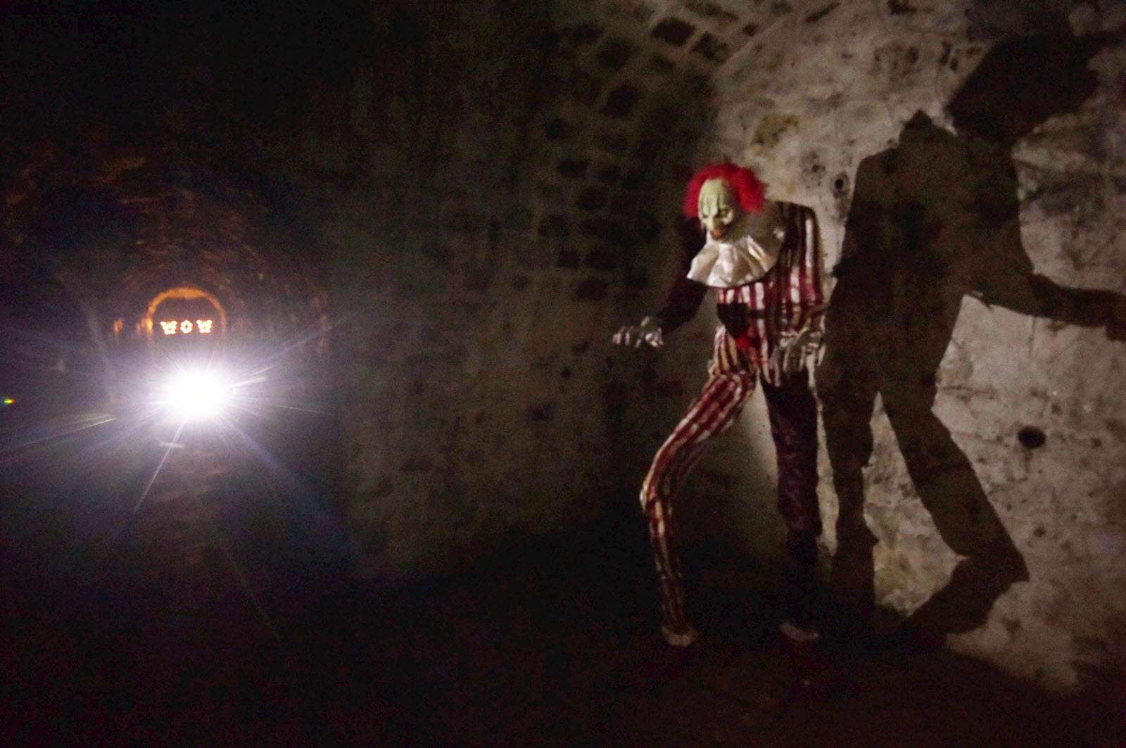 vivez une aventure unique en 2025 avec notre escape game à remiremont ! défiez vos amis, résolvez des énigmes et découvrez des scénarios captivants dans un cadre immersif. réservez votre expérience dès maintenant !