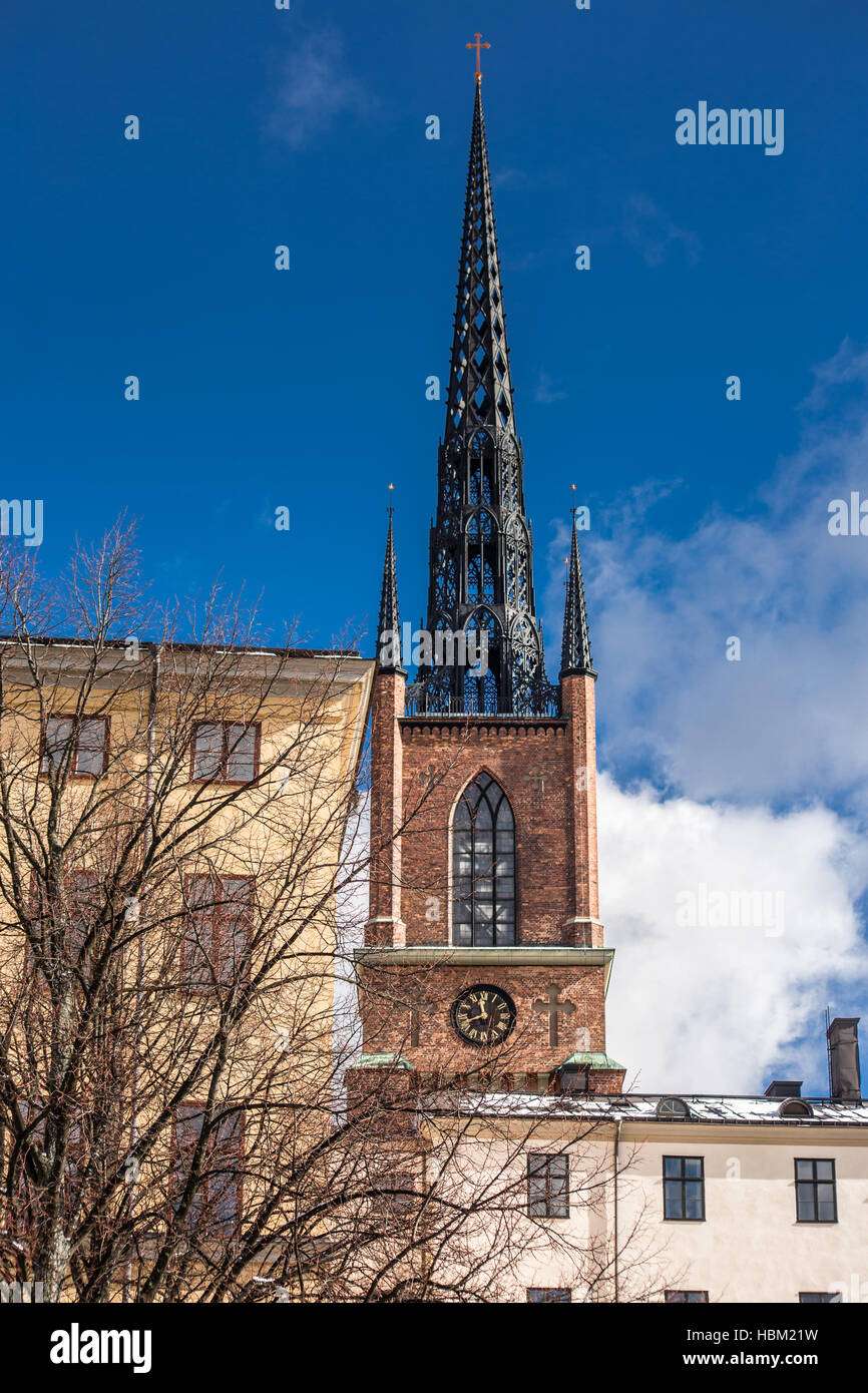 découvrez l'escape game à saint-paul : une aventure immersive et ludique idéale pour tous les âges. résolvez des énigmes passionnantes en équipe et vivez une expérience inoubliable.
